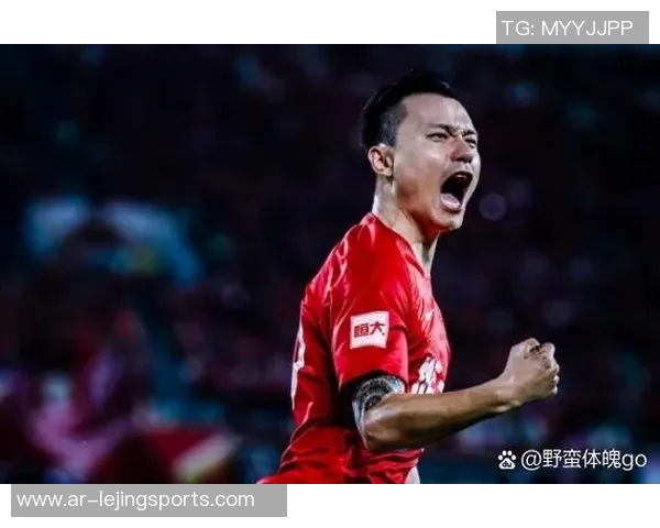 足球二字球星纵横绿茵闪耀赛场谱写辉煌传奇篇章